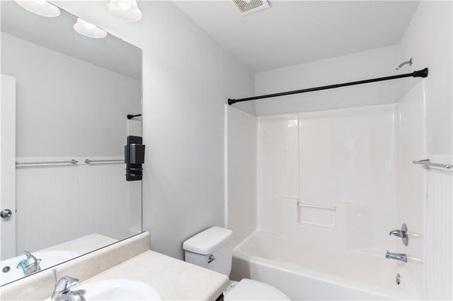 3945 Silverthorn Trace, Cumming, GA 30028