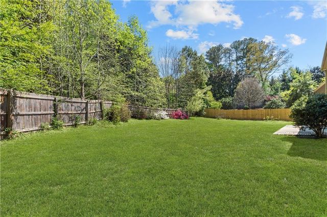 3945 Silverthorn Trace, Cumming, GA 30028