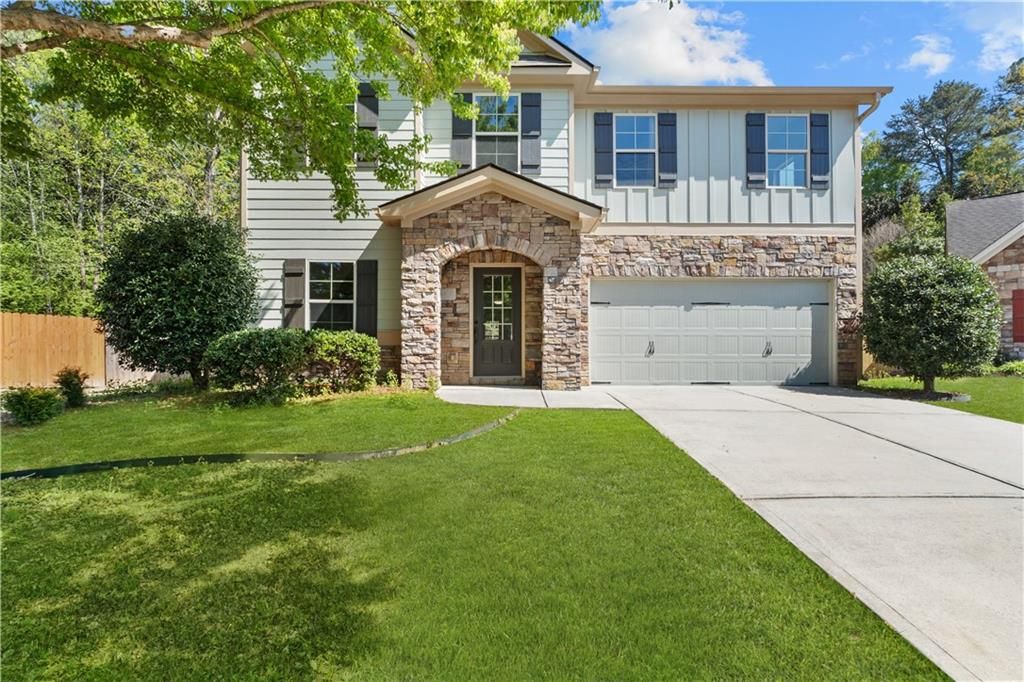 3945 Silverthorn Trace, Cumming, GA 30028