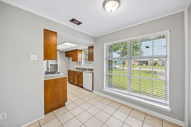 4118 Burning Tree Lane, Garland, TX 75042