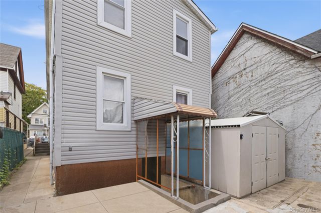9511 Cresskill Place, Jamaica, NY 11435