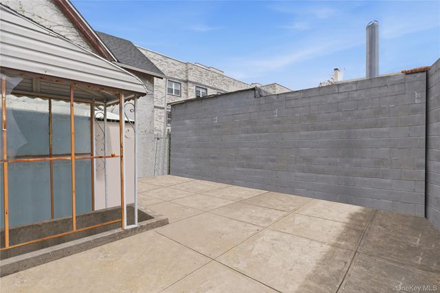 9511 Cresskill Place, Jamaica, NY 11435