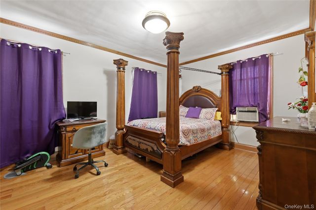 9511 Cresskill Place, Jamaica, NY 11435