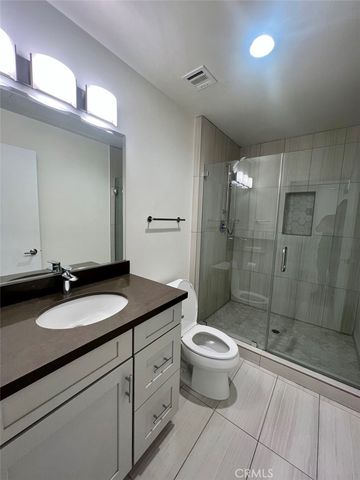 314 6th 302, Los Angeles, CA 90014