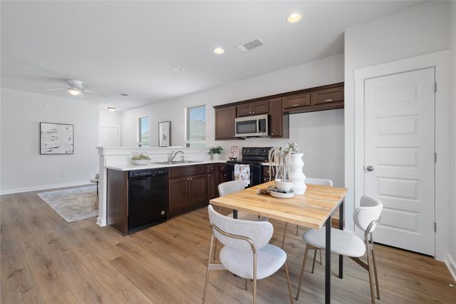 129 Syrah CT, Leander, TX 78641
