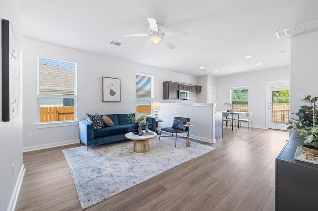 129 Syrah CT, Leander, TX 78641
