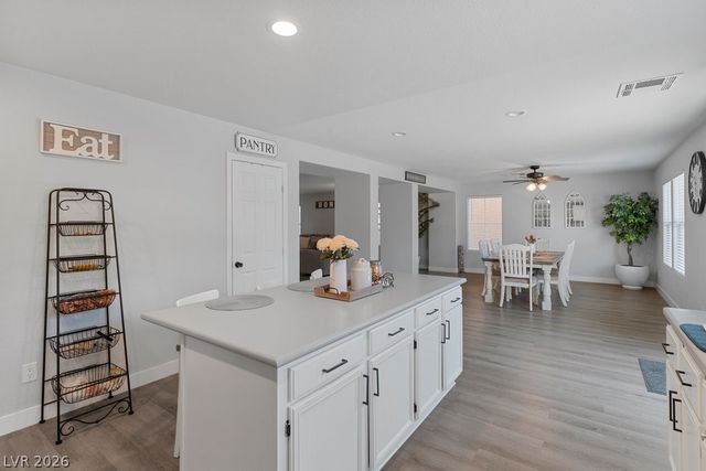 6924 Ghost Ranch Avenue, Las Vegas, NV 89179