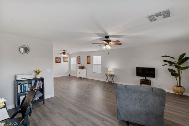6924 Ghost Ranch Avenue, Las Vegas, NV 89179
