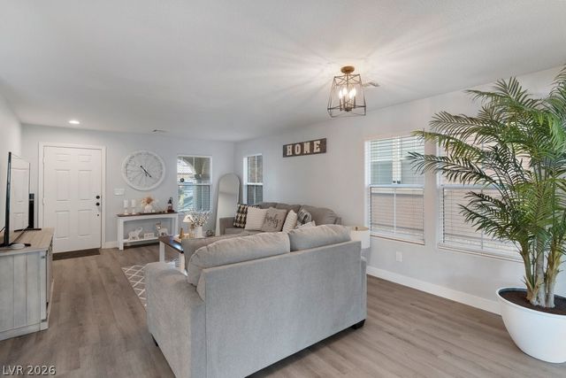 6924 Ghost Ranch Avenue, Las Vegas, NV 89179
