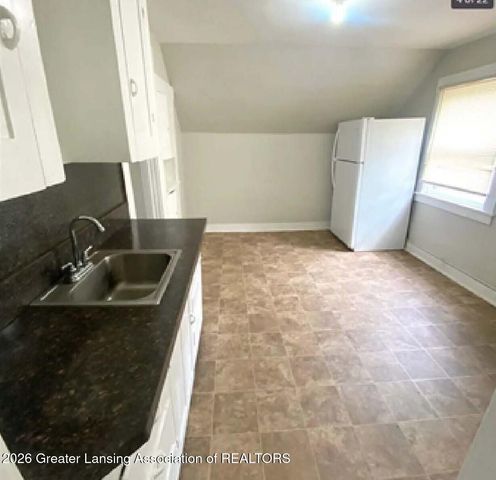 1109 W Washtenaw Street, Lansing, MI 48915
