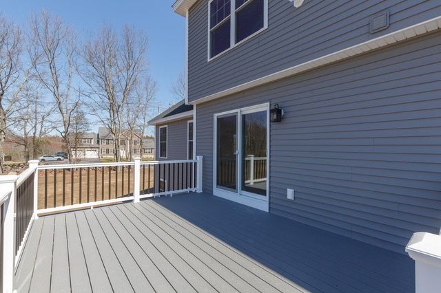 4 Haystack Circle, Pelham, NH 03076