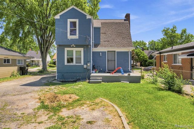 7393 Vaughan Street, Detroit, MI 48228