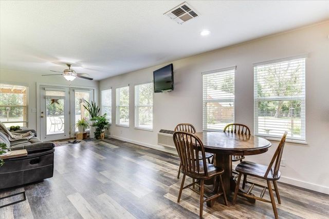 1179 E 120th Ave N, Belle Plaine, KS 67013