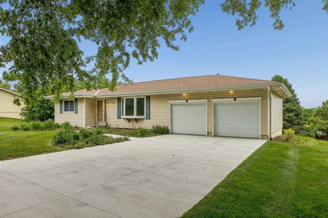 15446 COPPER Lane, Council Bluffs, IA 51503