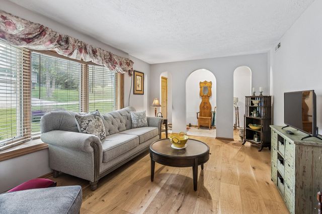 15446 COPPER Lane, Council Bluffs, IA 51503