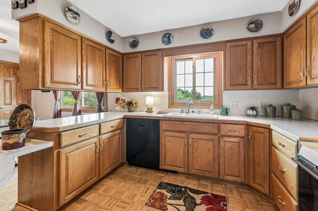 15446 COPPER Lane, Council Bluffs, IA 51503