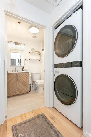 19350 Sherman 124, Reseda, CA 91335