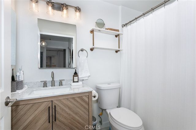 19350 Sherman 124, Reseda, CA 91335