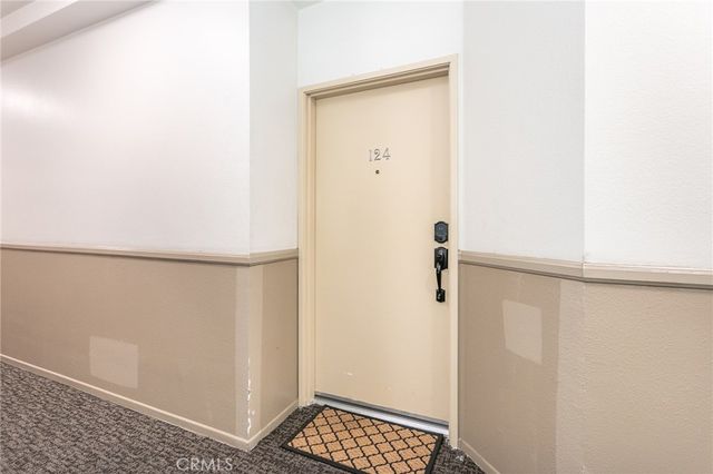 19350 Sherman 124, Reseda, CA 91335