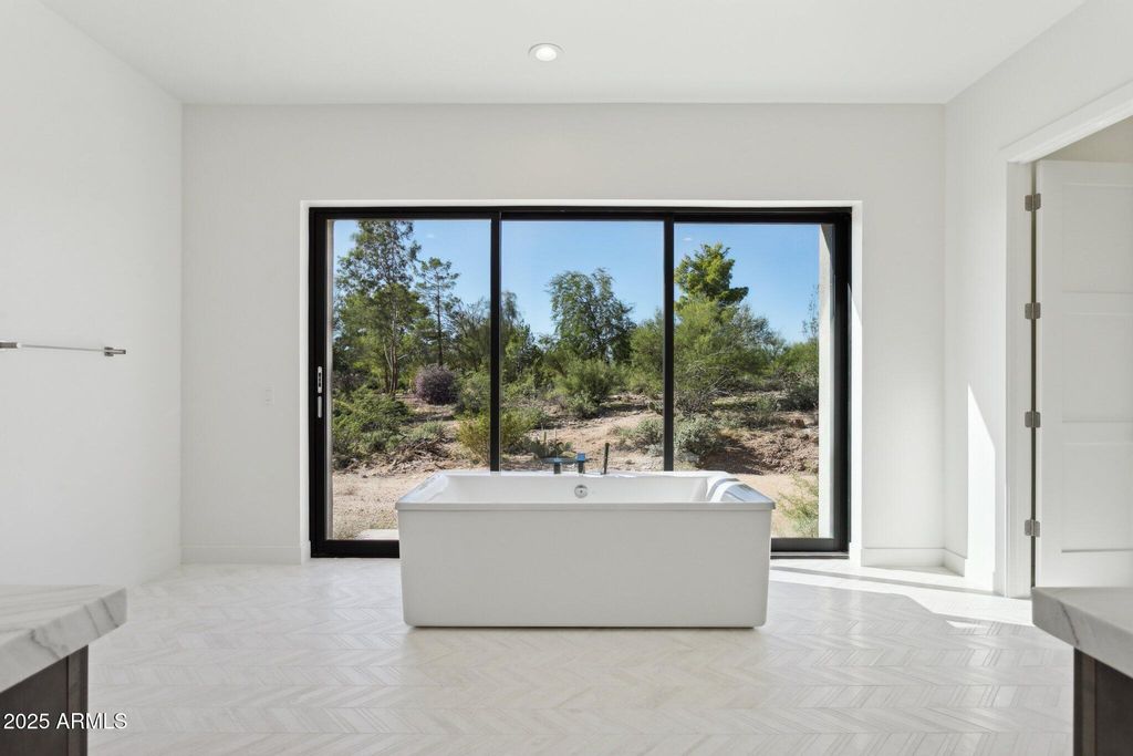 Image 32 of property listing at 35097 N 83RD Place, Scottsdale, AZ 85266