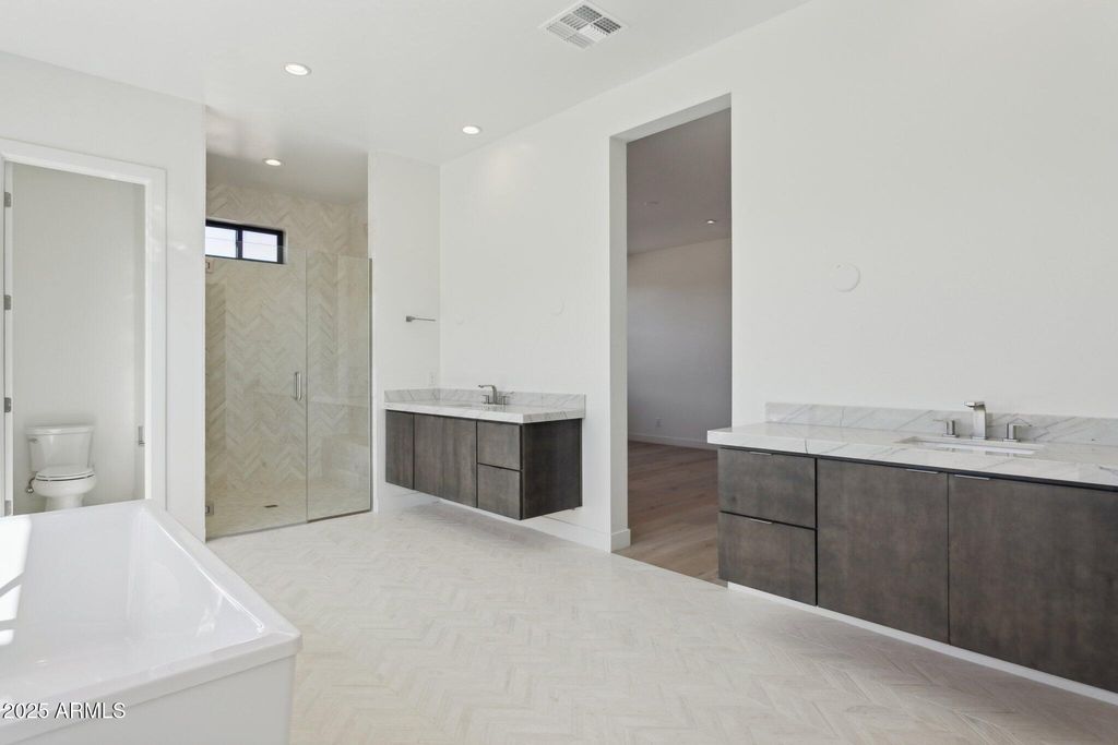 Image 35 of property listing at 35097 N 83RD Place, Scottsdale, AZ 85266