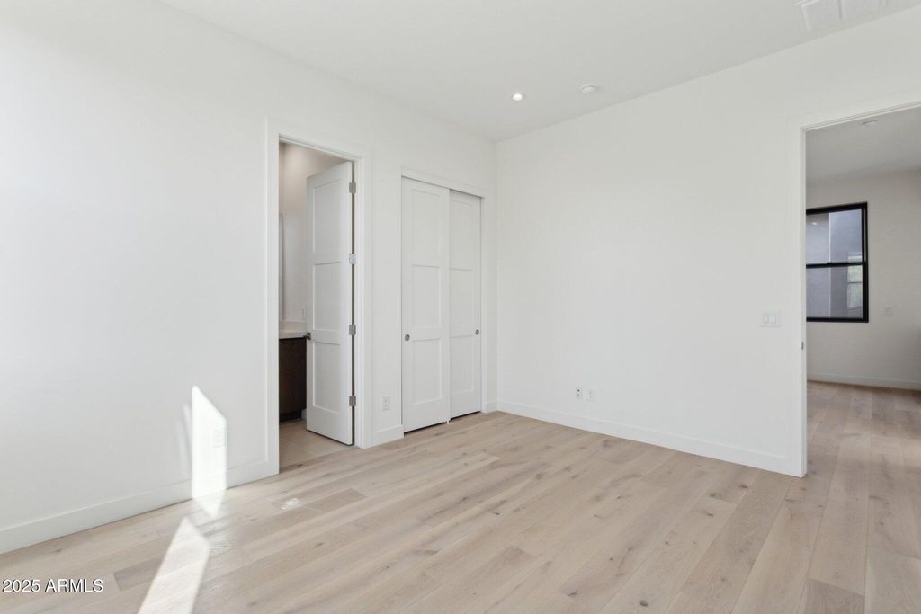 Image 43 of property listing at 35097 N 83RD Place, Scottsdale, AZ 85266