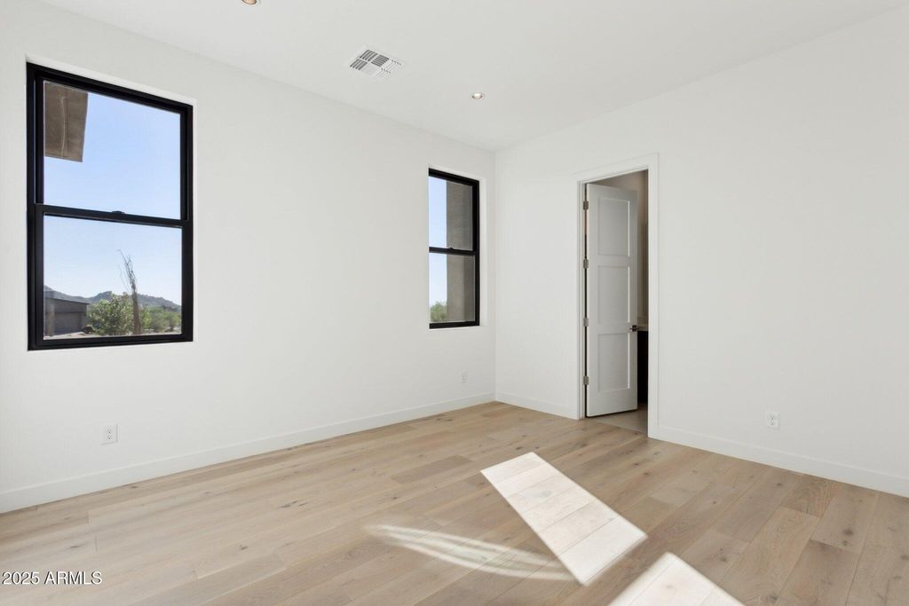 Image 45 of property listing at 35097 N 83RD Place, Scottsdale, AZ 85266