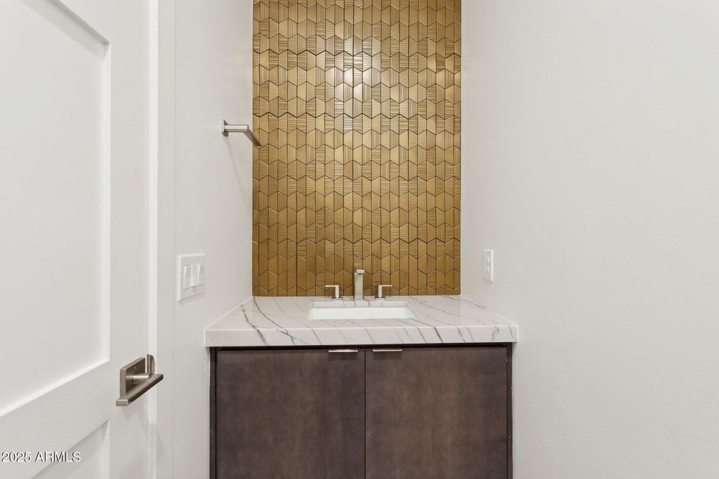 Image 49 of property listing at 35097 N 83RD Place, Scottsdale, AZ 85266