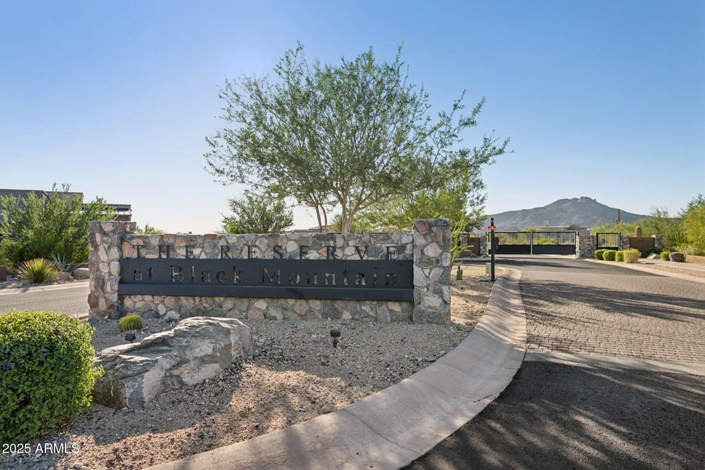 Image 74 of property listing at 35097 N 83RD Place, Scottsdale, AZ 85266