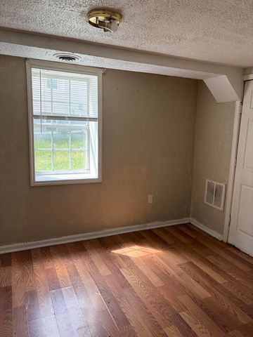 1810 Centre AVE NW, Roanoke, VA 24017