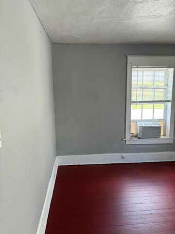 1810 Centre AVE NW, Roanoke, VA 24017