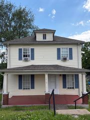 1810 Centre AVE NW, Roanoke, VA 24017