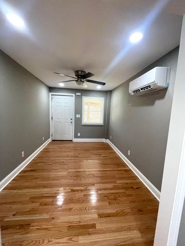 402 Gunn Street 201, Lexington, KY 40508