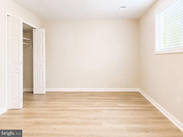 8425 BLEVINS WAY CT, Vienna, VA 22182