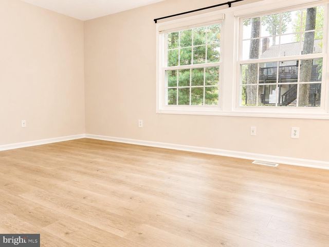 8425 BLEVINS WAY CT, Vienna, VA 22182
