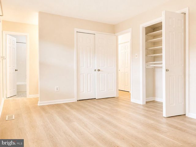 8425 BLEVINS WAY CT, Vienna, VA 22182