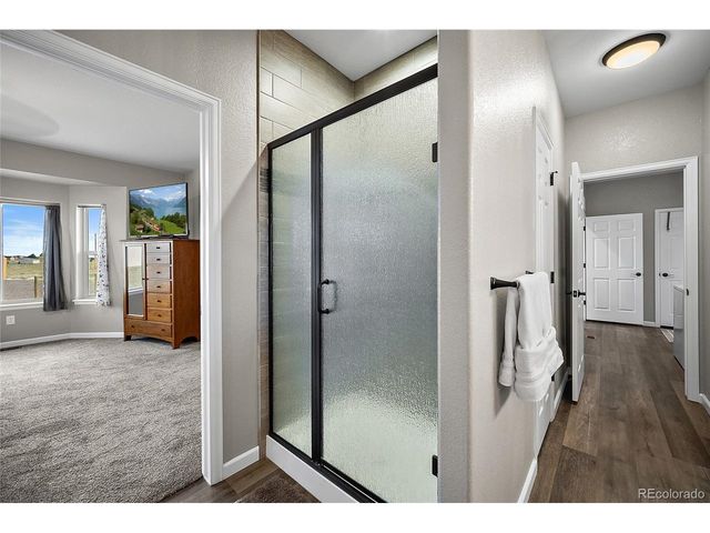 469 E Gentry Dr, Pueblo, CO 81007