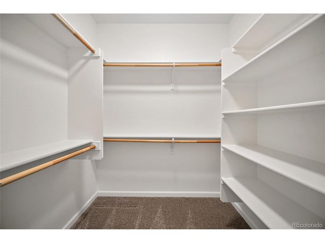 469 E Gentry Dr, Pueblo, CO 81007