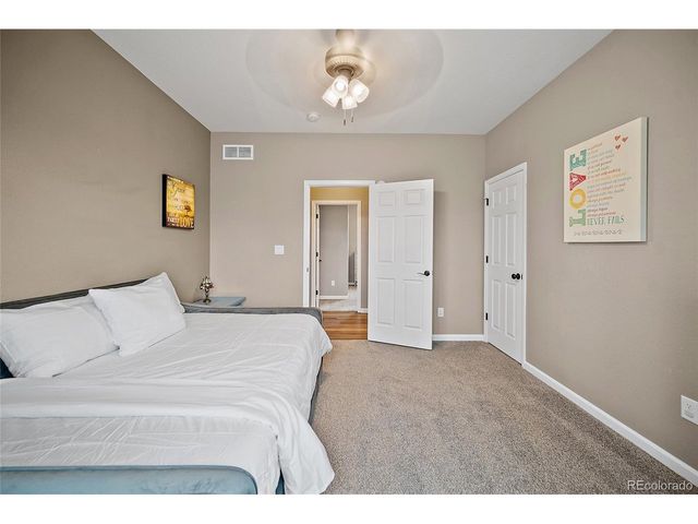 469 E Gentry Dr, Pueblo, CO 81007