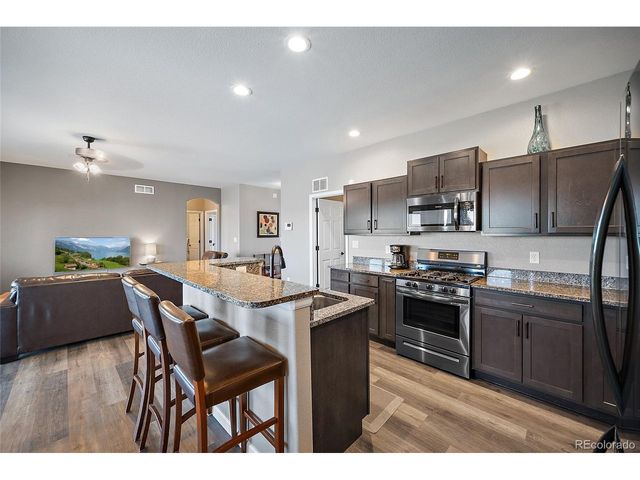 469 E Gentry Dr, Pueblo, CO 81007