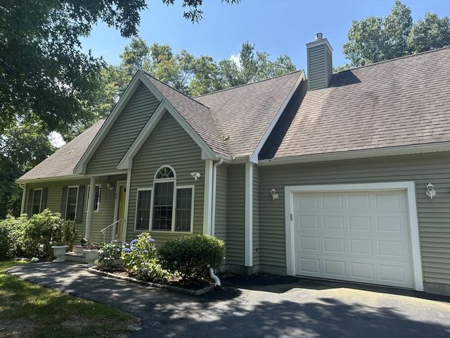 64 Papermill Rd 64, Wareham, MA 02576