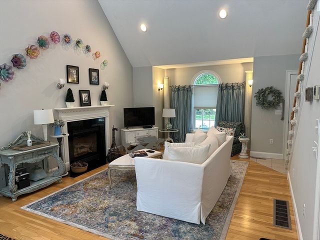 64 Papermill Rd 64, Wareham, MA 02576