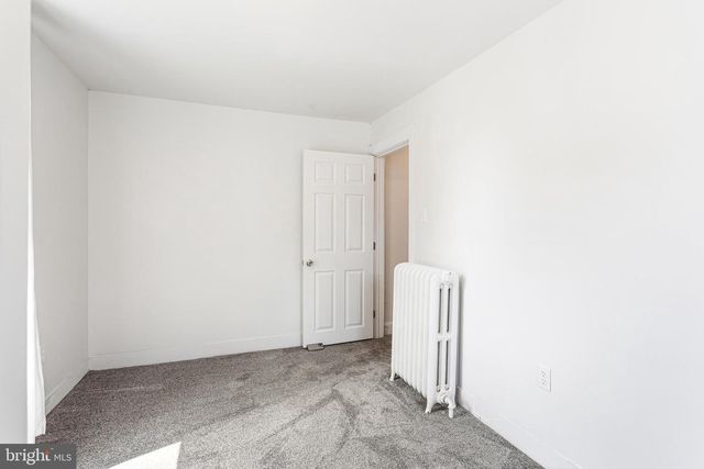 111 LINDEN AVE, Oaklyn, NJ 08107