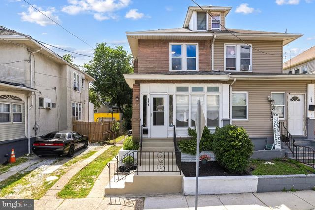 111 LINDEN AVE, Oaklyn, NJ 08107