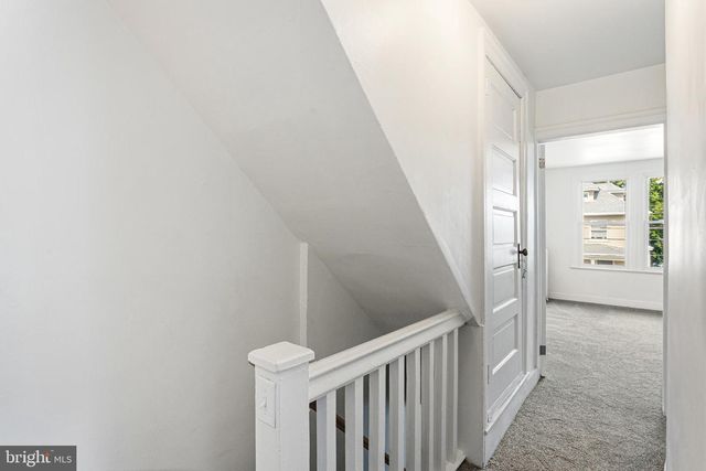 111 LINDEN AVE, Oaklyn, NJ 08107