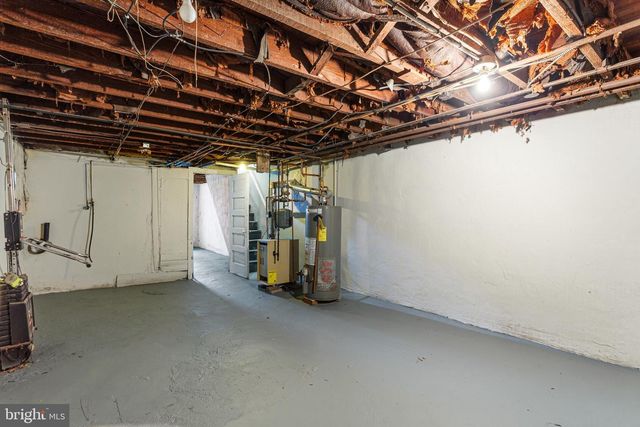 111 LINDEN AVE, Oaklyn, NJ 08107