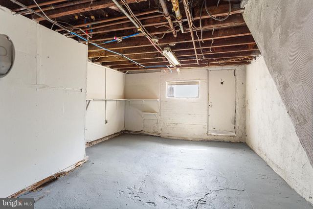 111 LINDEN AVE, Oaklyn, NJ 08107