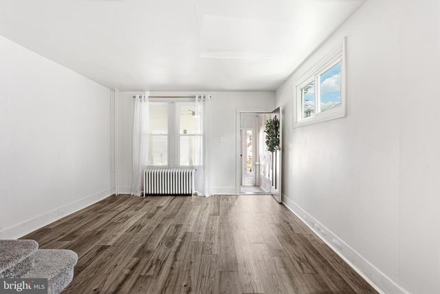 111 LINDEN AVE, Oaklyn, NJ 08107