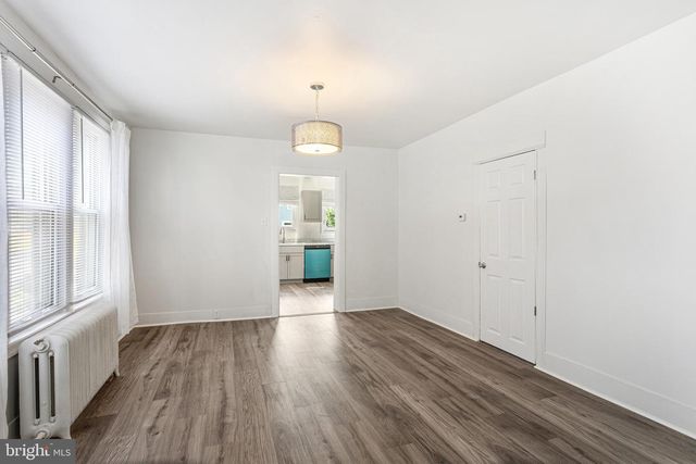 111 LINDEN AVE, Oaklyn, NJ 08107