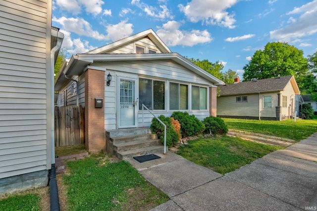 1202 Henning Avenue, Evansville, IN 47714